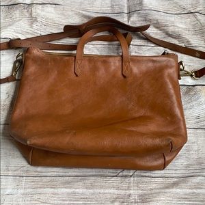 Maxwell transport crossbody